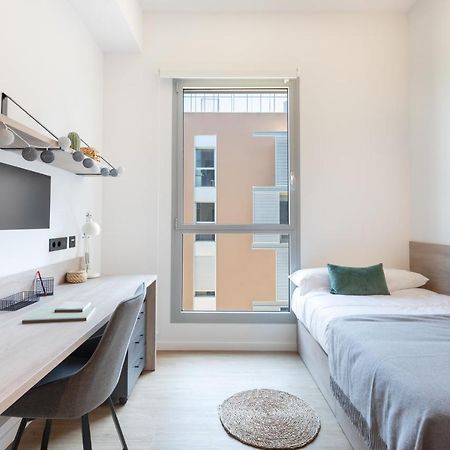 Micampus Barcelona Student Residence Esterno foto