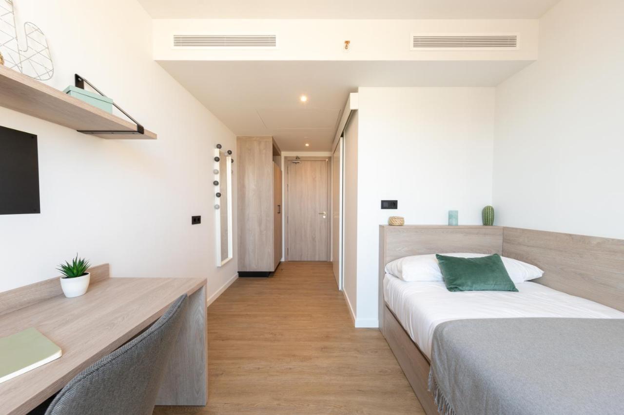 Micampus Barcelona Student Residence Esterno foto