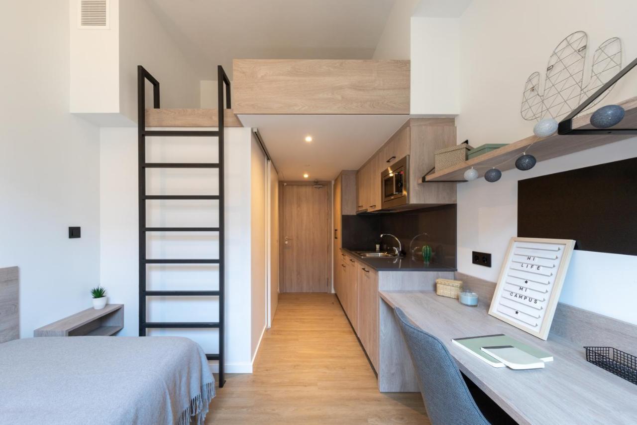Micampus Barcelona Student Residence Esterno foto