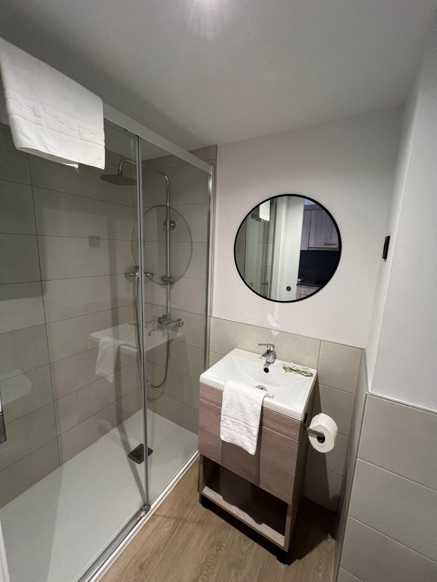 Micampus Barcelona Student Residence Esterno foto